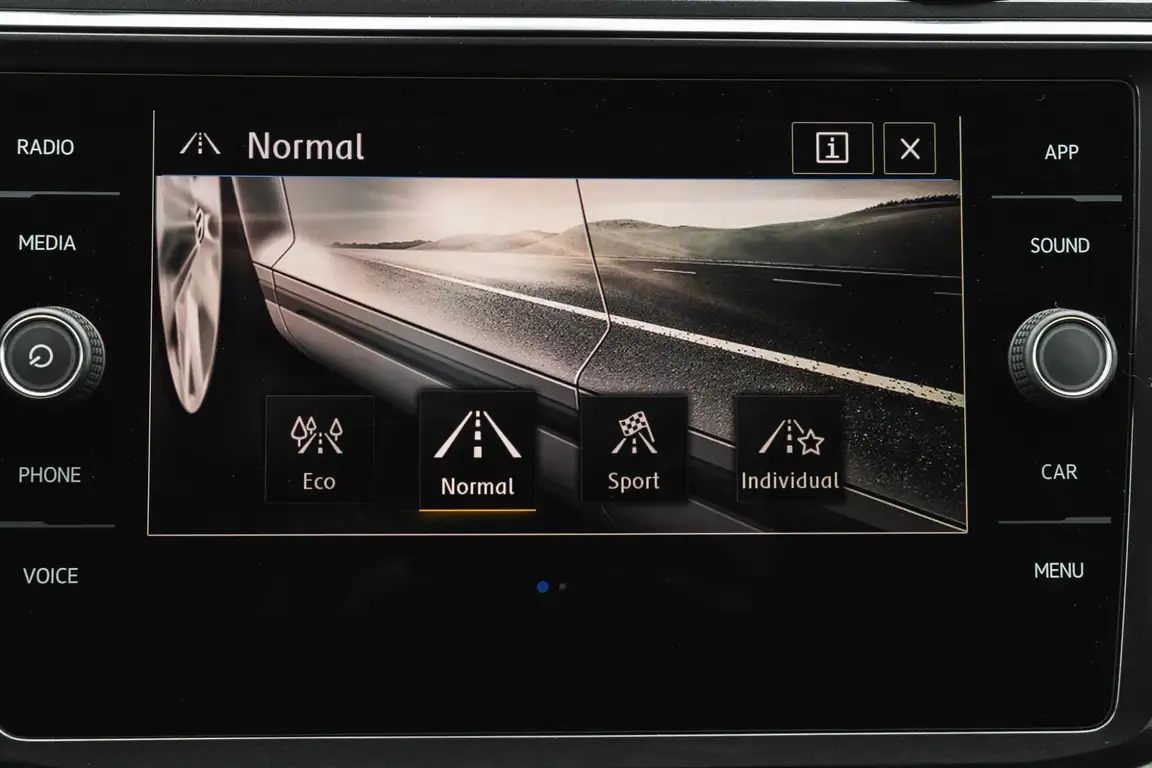VOLKSWAGEN TIGUAN ALLSPACE
