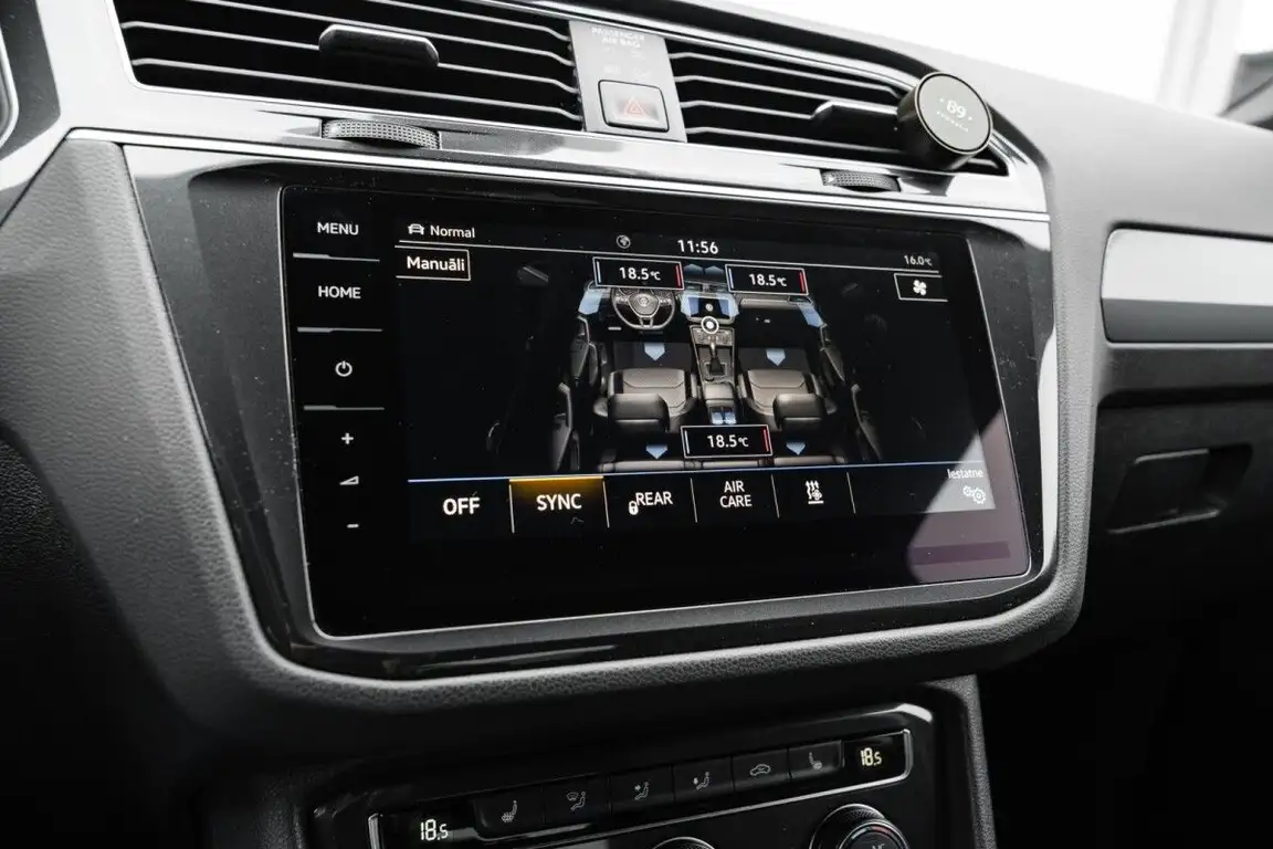 VOLKSWAGEN TIGUAN