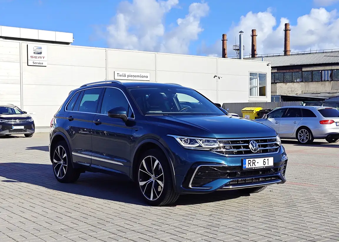 VOLKSWAGEN TIGUAN