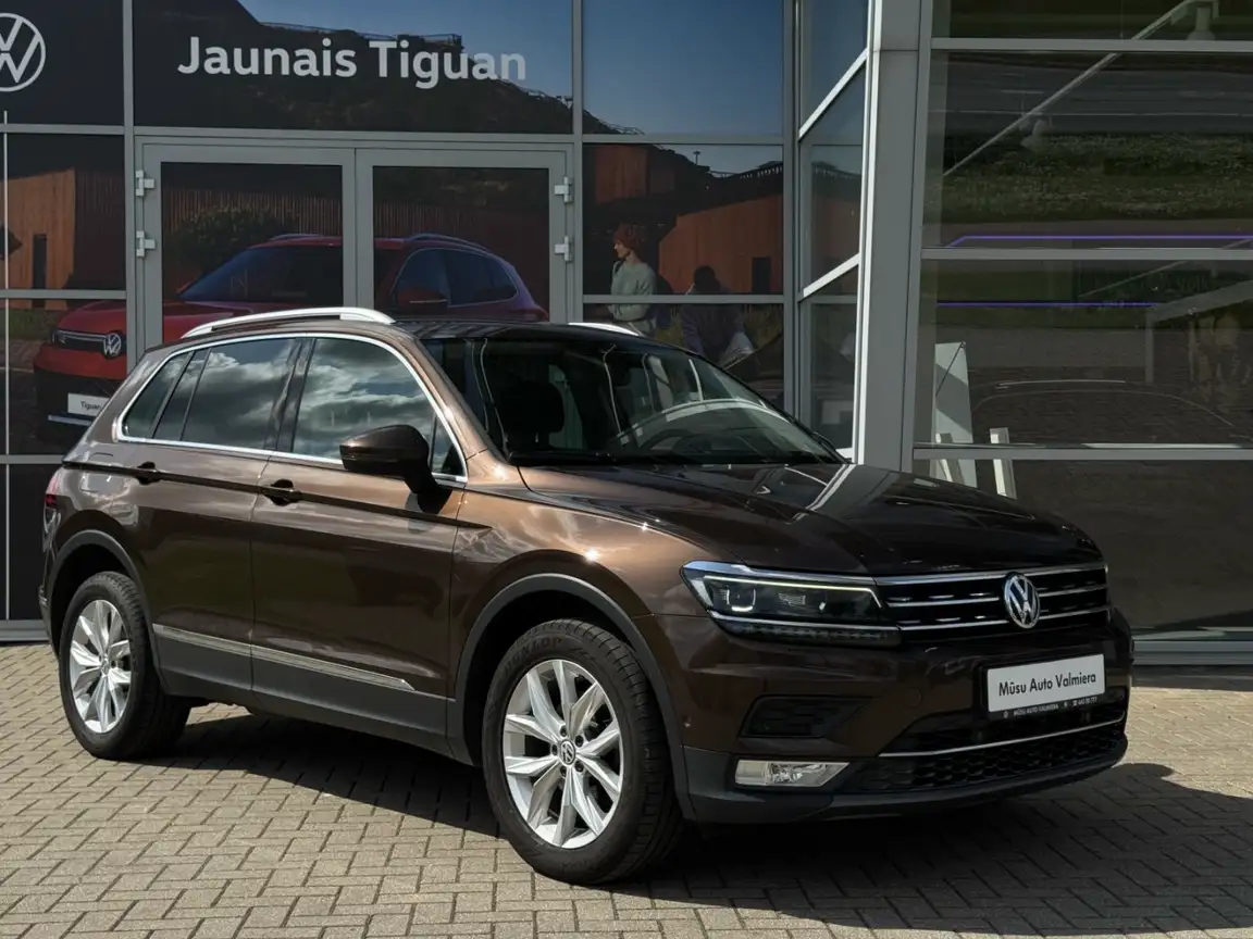 VOLKSWAGEN TIGUAN