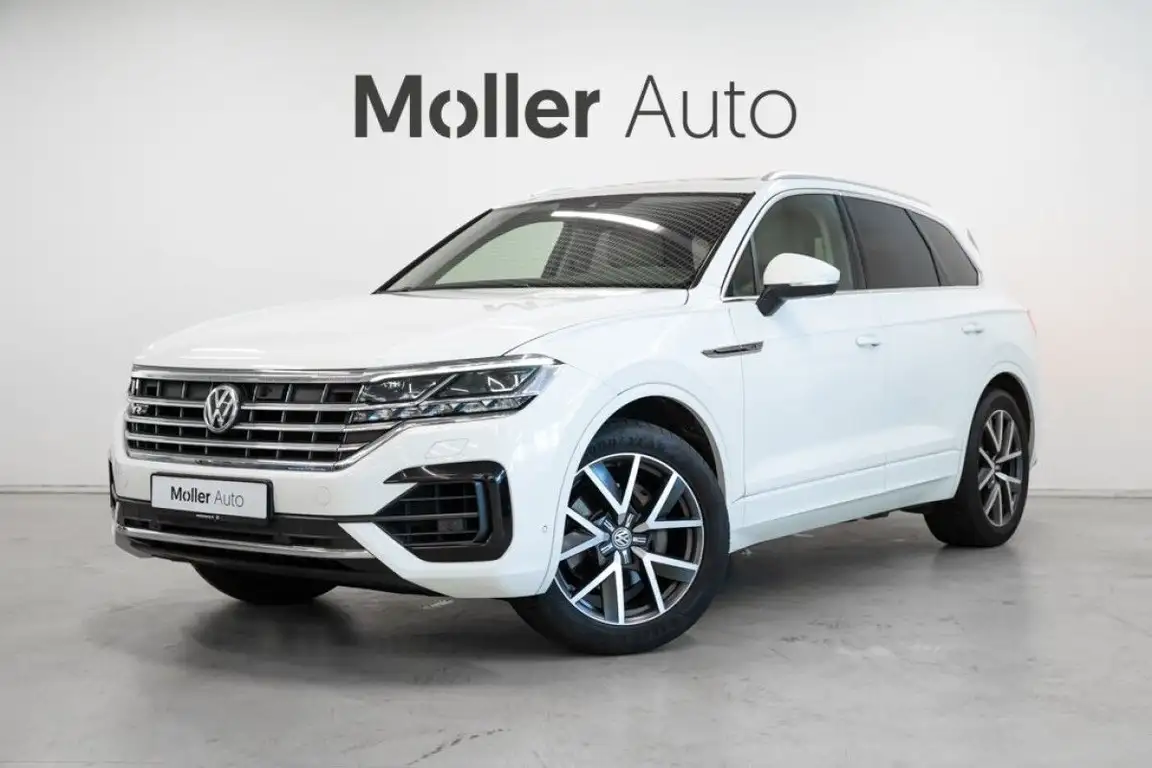 VOLKSWAGEN TOUAREG