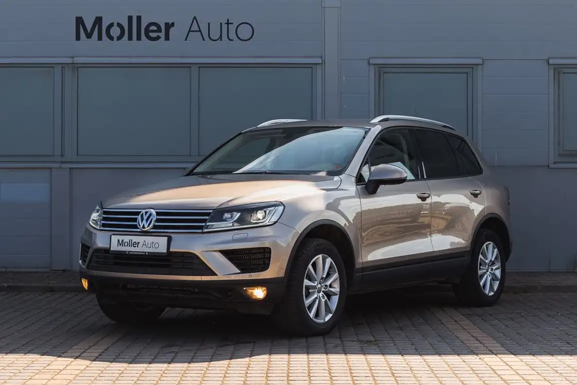 VOLKSWAGEN TOUAREG