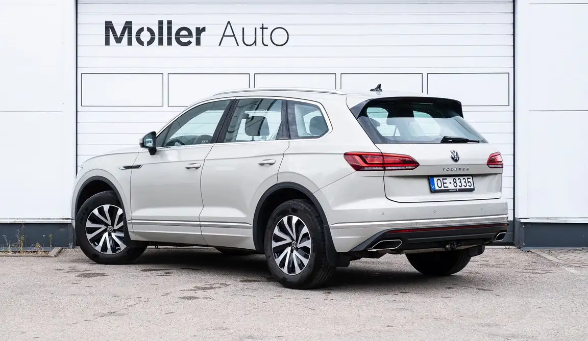 VOLKSWAGEN TOUAREG