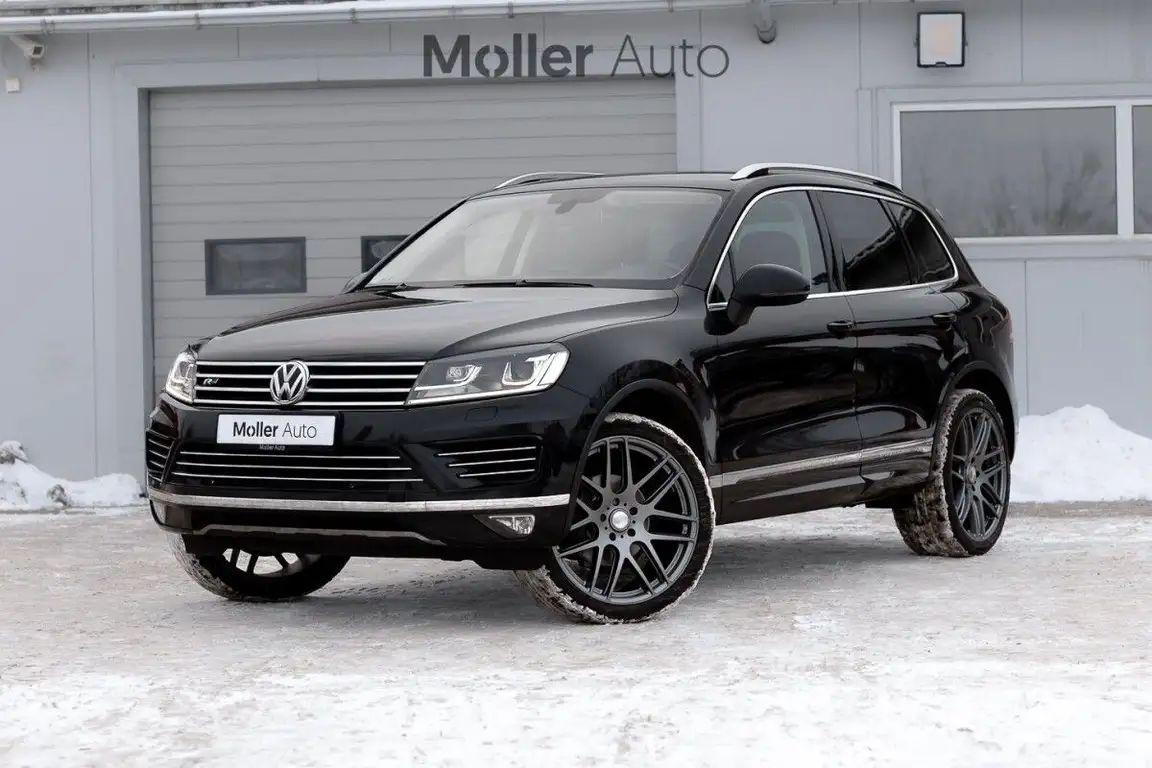 VOLKSWAGEN TOUAREG