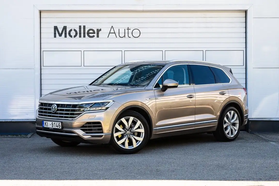 VOLKSWAGEN TOUAREG