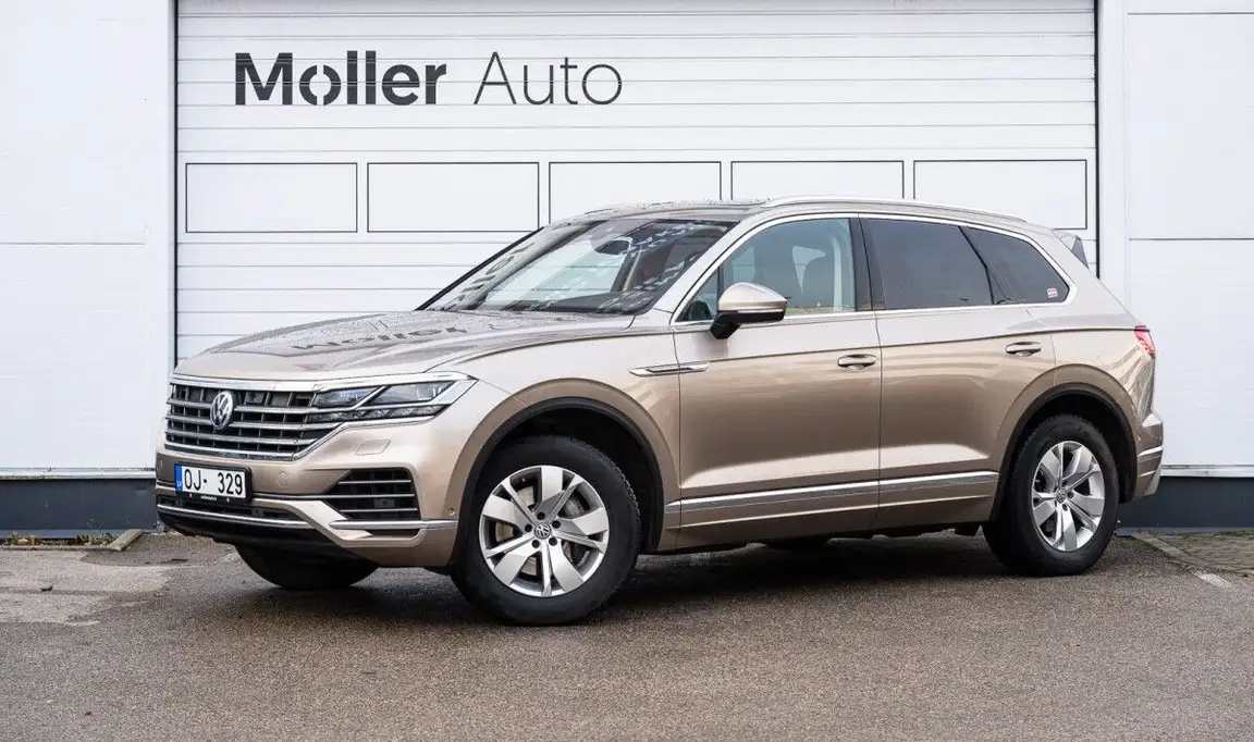 VOLKSWAGEN TOUAREG