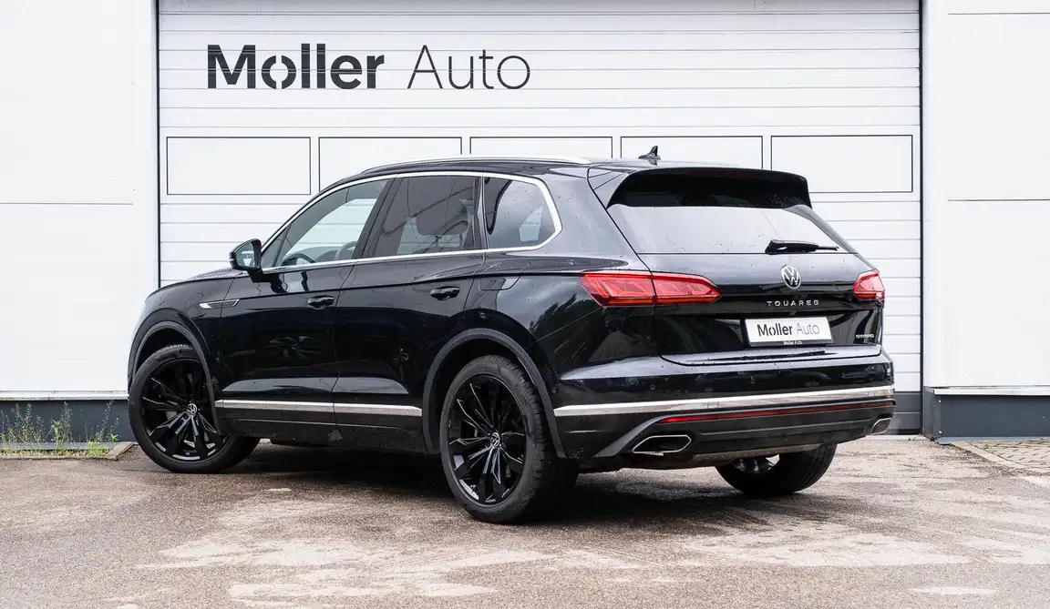 VOLKSWAGEN TOUAREG