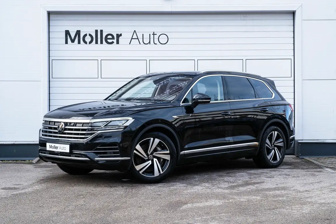 VOLKSWAGEN TOUAREG