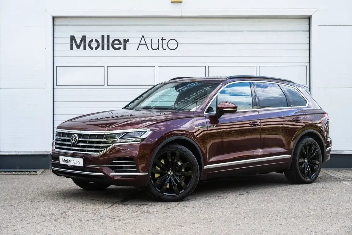 VOLKSWAGEN TOUAREG