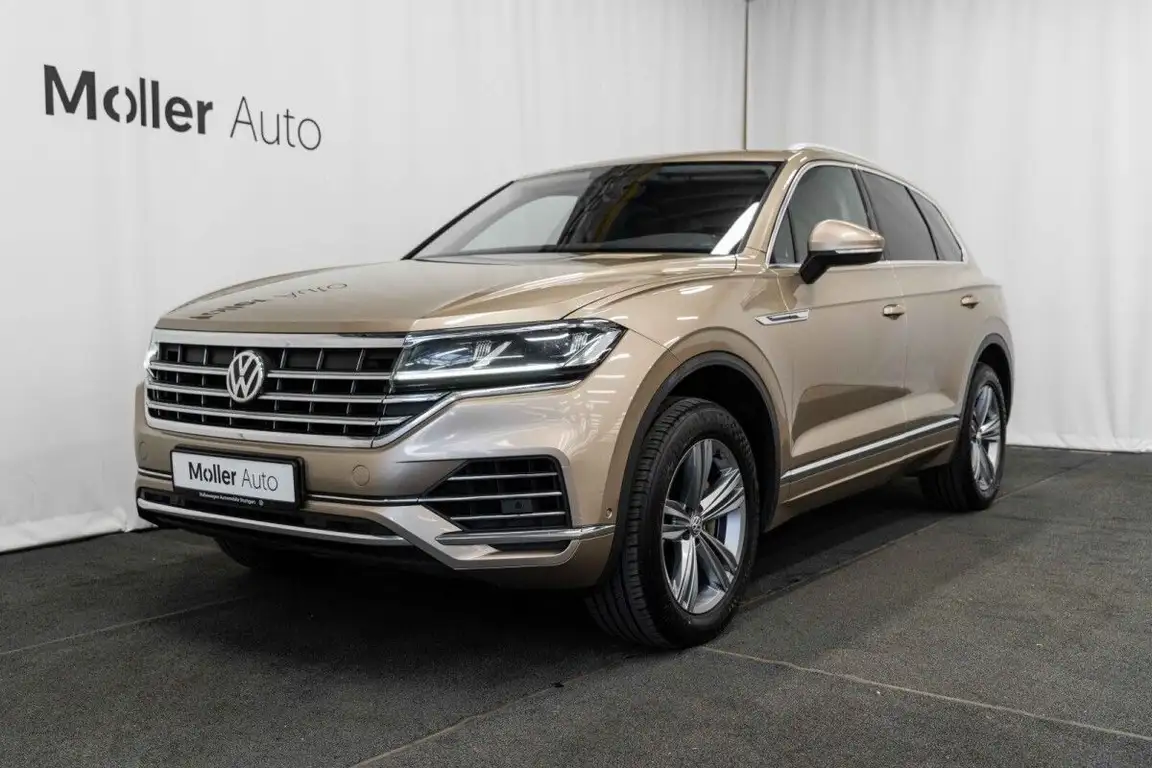 VOLKSWAGEN TOUAREG