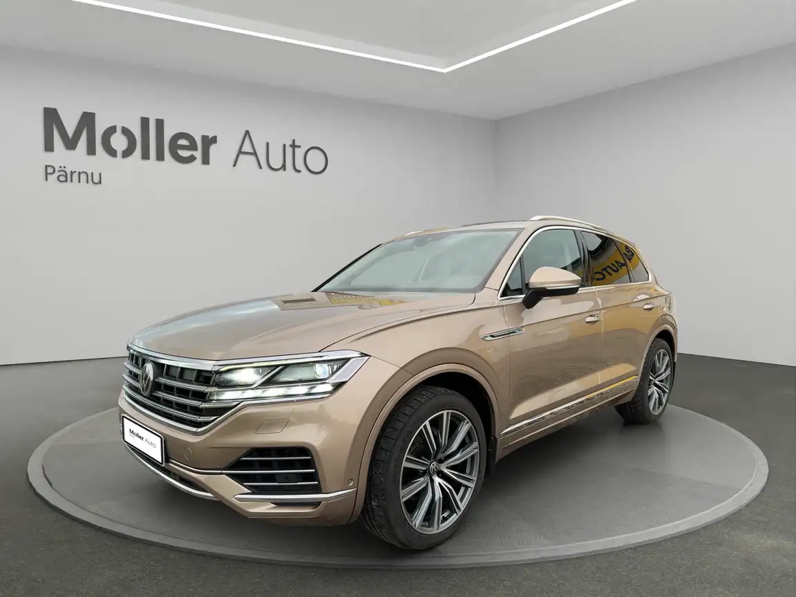 VOLKSWAGEN TOUAREG