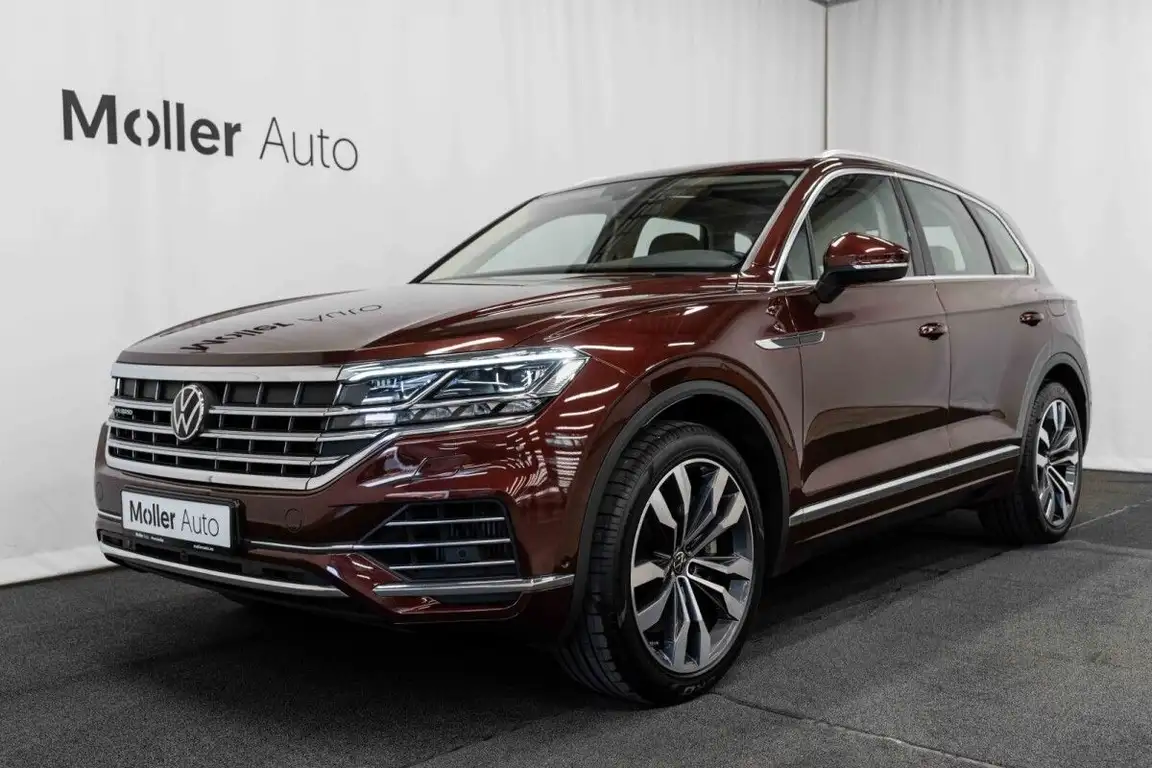 VOLKSWAGEN TOUAREG