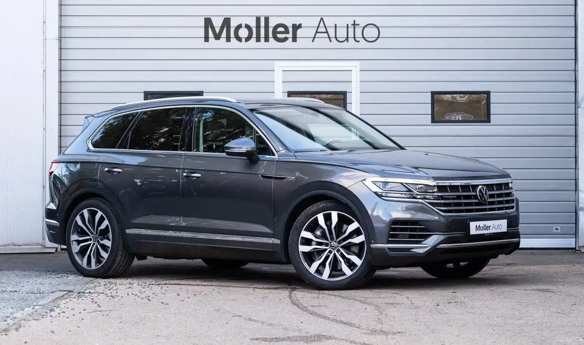 VOLKSWAGEN TOUAREG