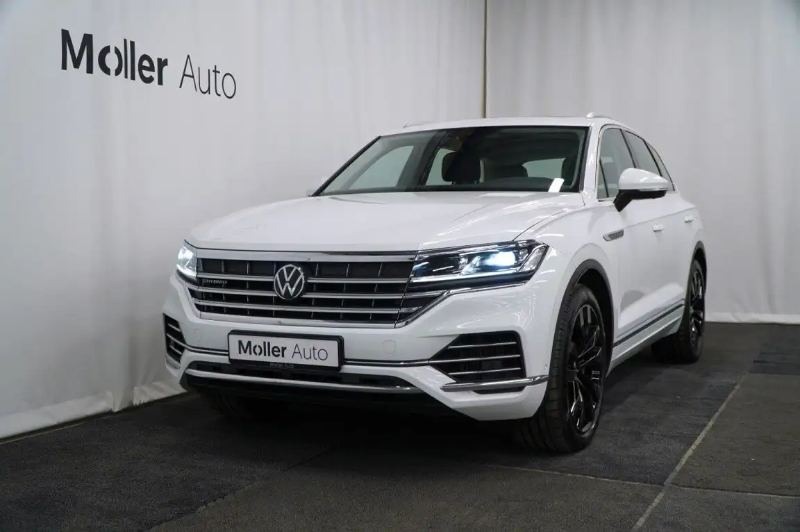 VOLKSWAGEN TOUAREG