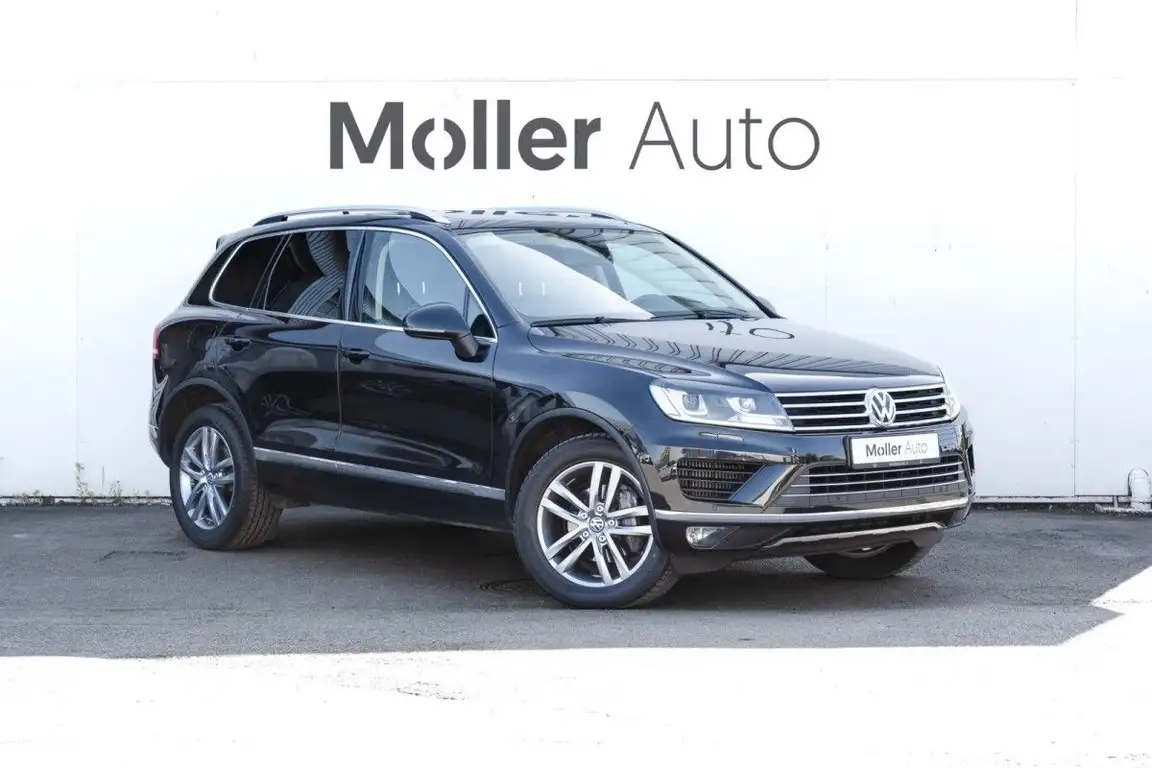 VOLKSWAGEN TOUAREG