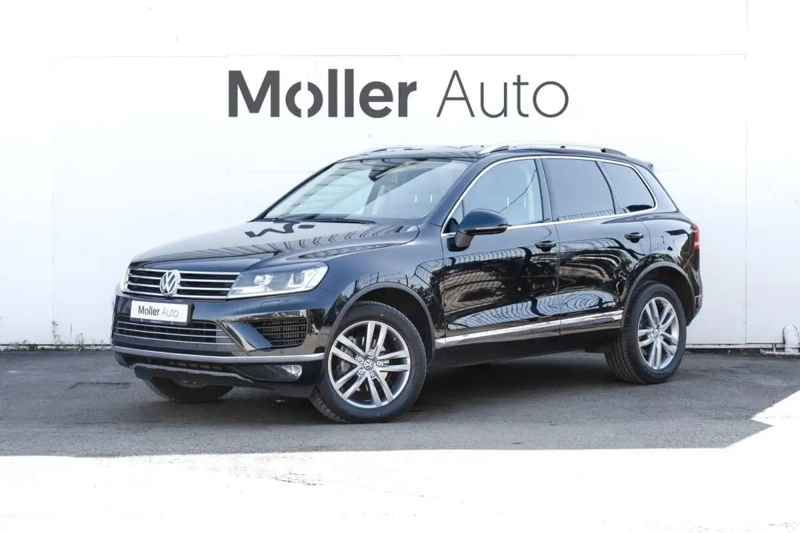VOLKSWAGEN TOUAREG