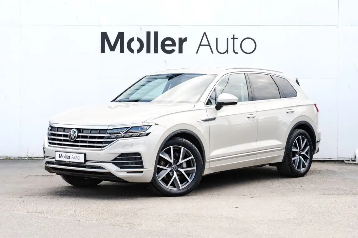 VOLKSWAGEN TOUAREG