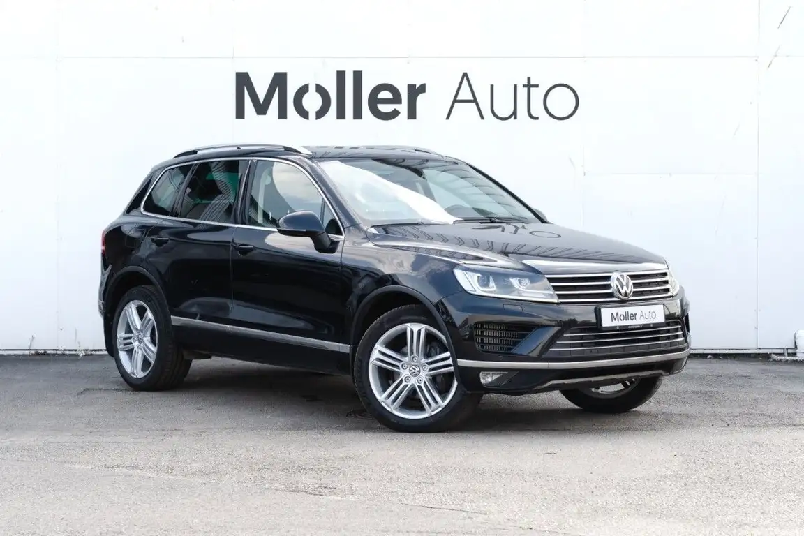 VOLKSWAGEN TOUAREG