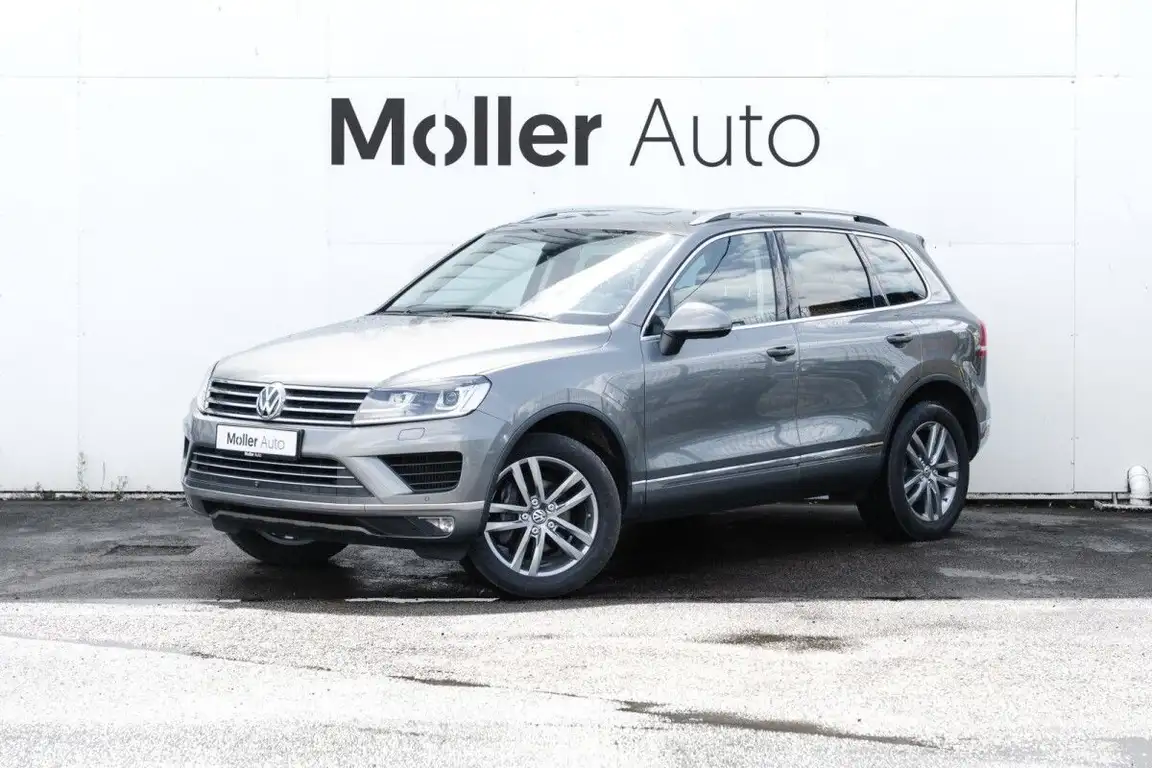 VOLKSWAGEN TOUAREG