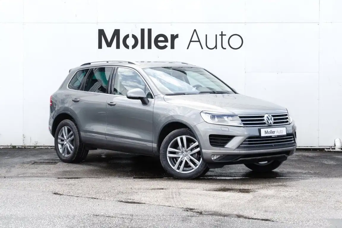 VOLKSWAGEN TOUAREG