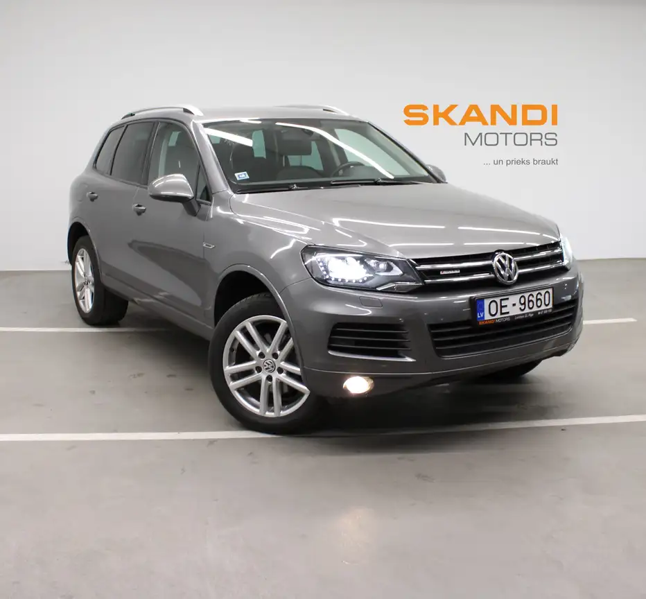 VOLKSWAGEN TOUAREG