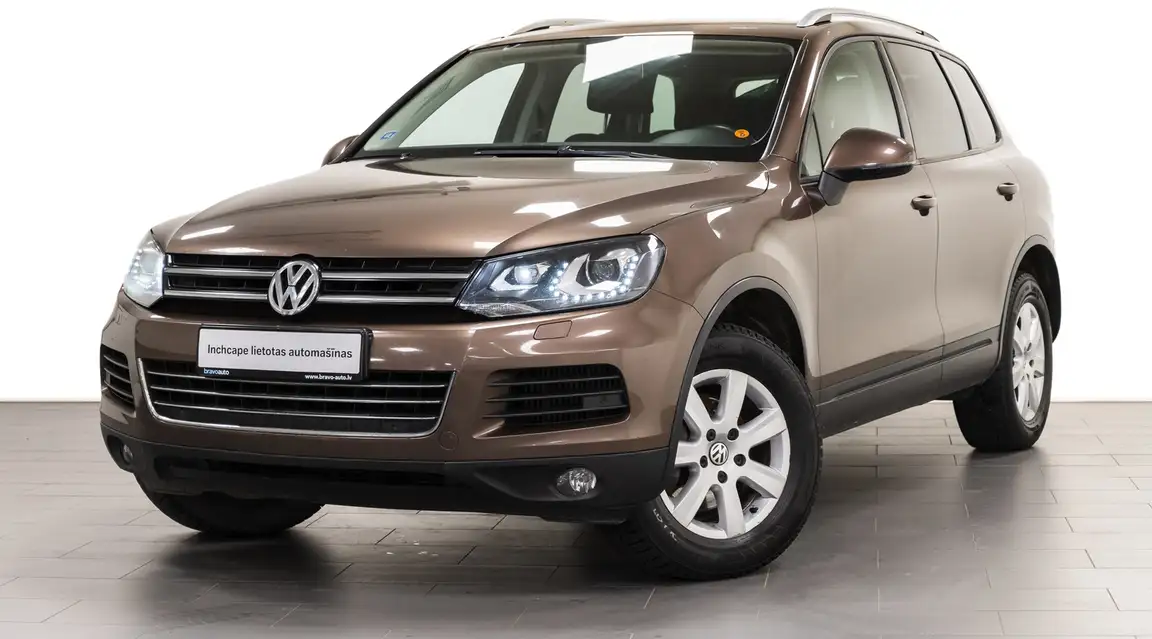 VOLKSWAGEN TOUAREG