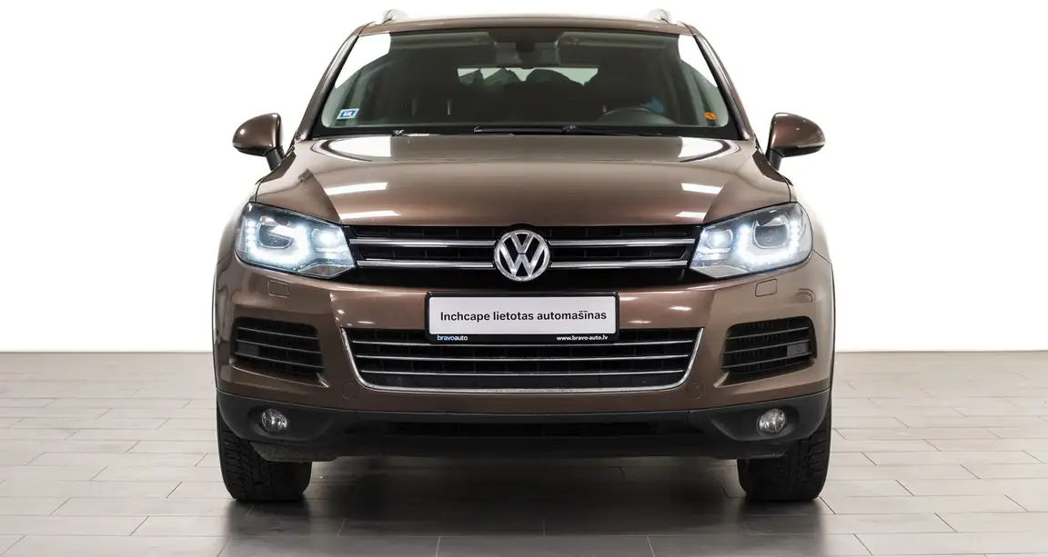 VOLKSWAGEN TOUAREG