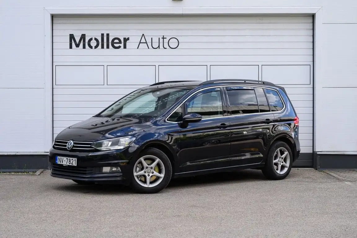 VOLKSWAGEN TOURAN