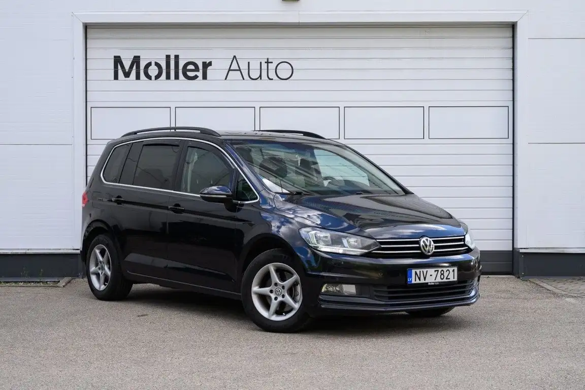 VOLKSWAGEN TOURAN