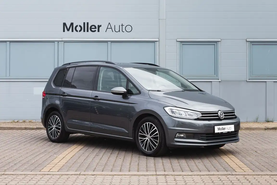 VOLKSWAGEN TOURAN