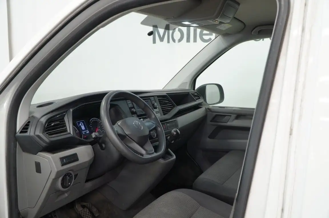 VOLKSWAGEN TRANSPORTER