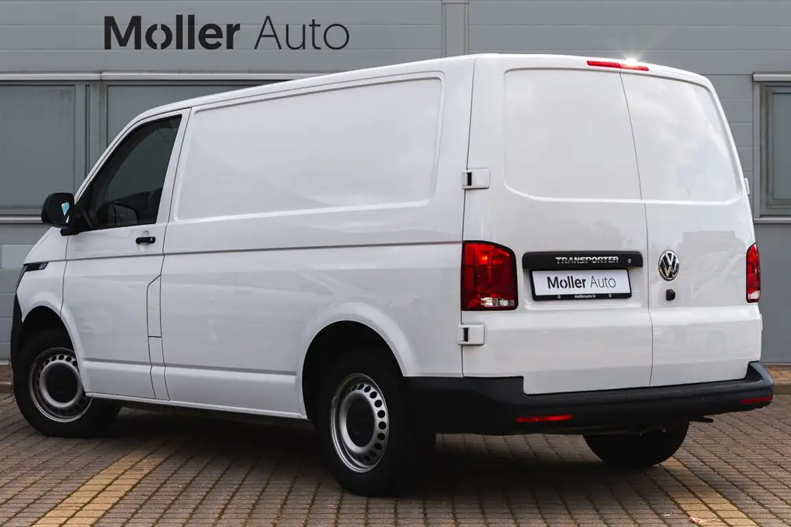 VOLKSWAGEN TRANSPORTER