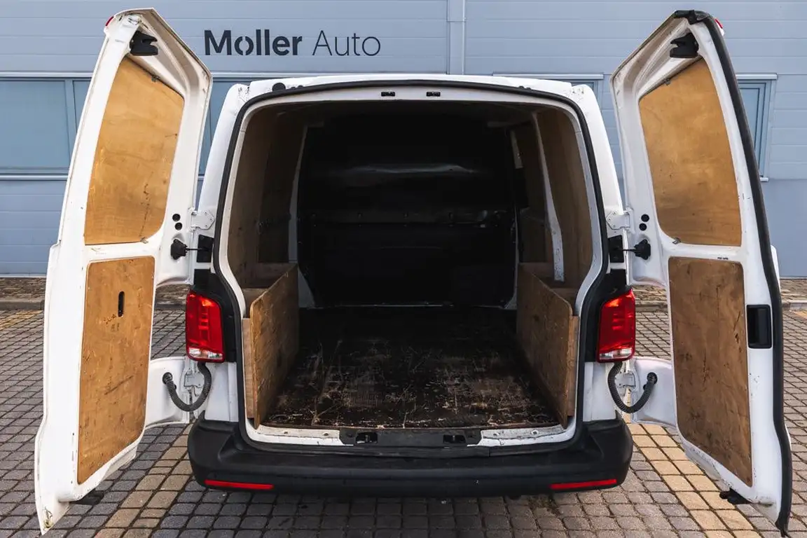 VOLKSWAGEN TRANSPORTER