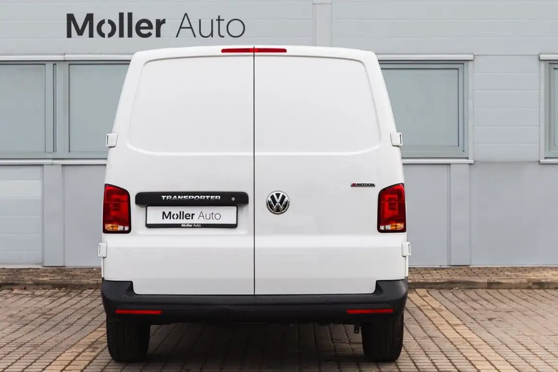 VOLKSWAGEN TRANSPORTER
