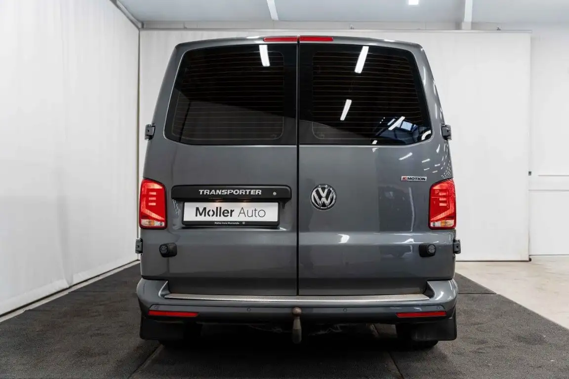 VOLKSWAGEN TRANSPORTER