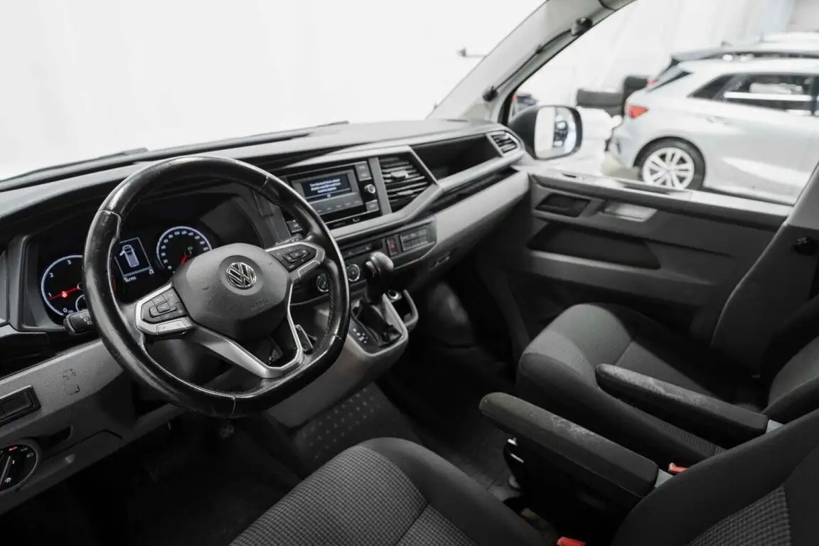 VOLKSWAGEN TRANSPORTER