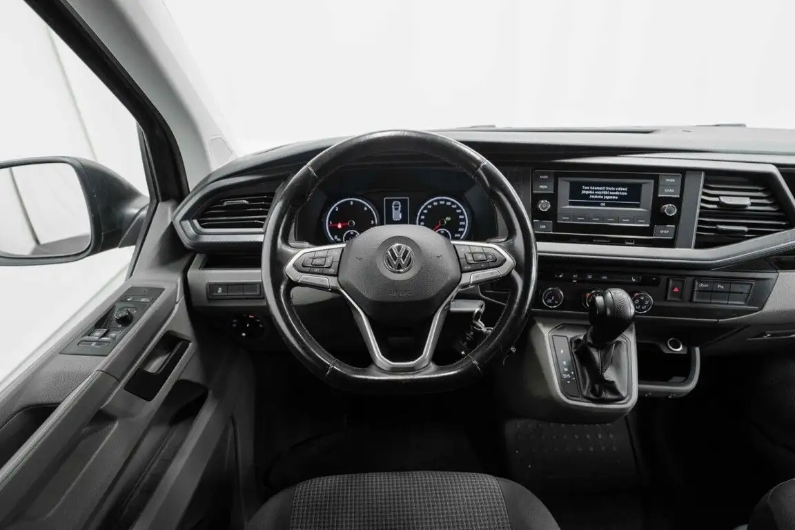 VOLKSWAGEN TRANSPORTER