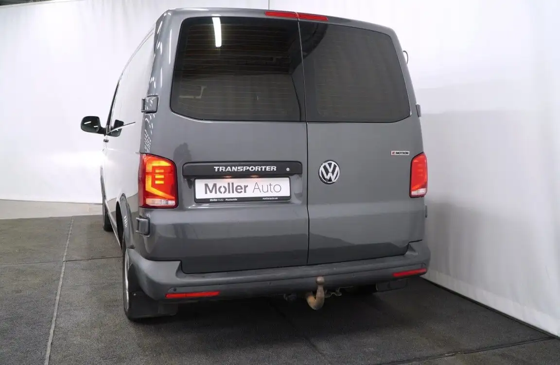 VOLKSWAGEN TRANSPORTER