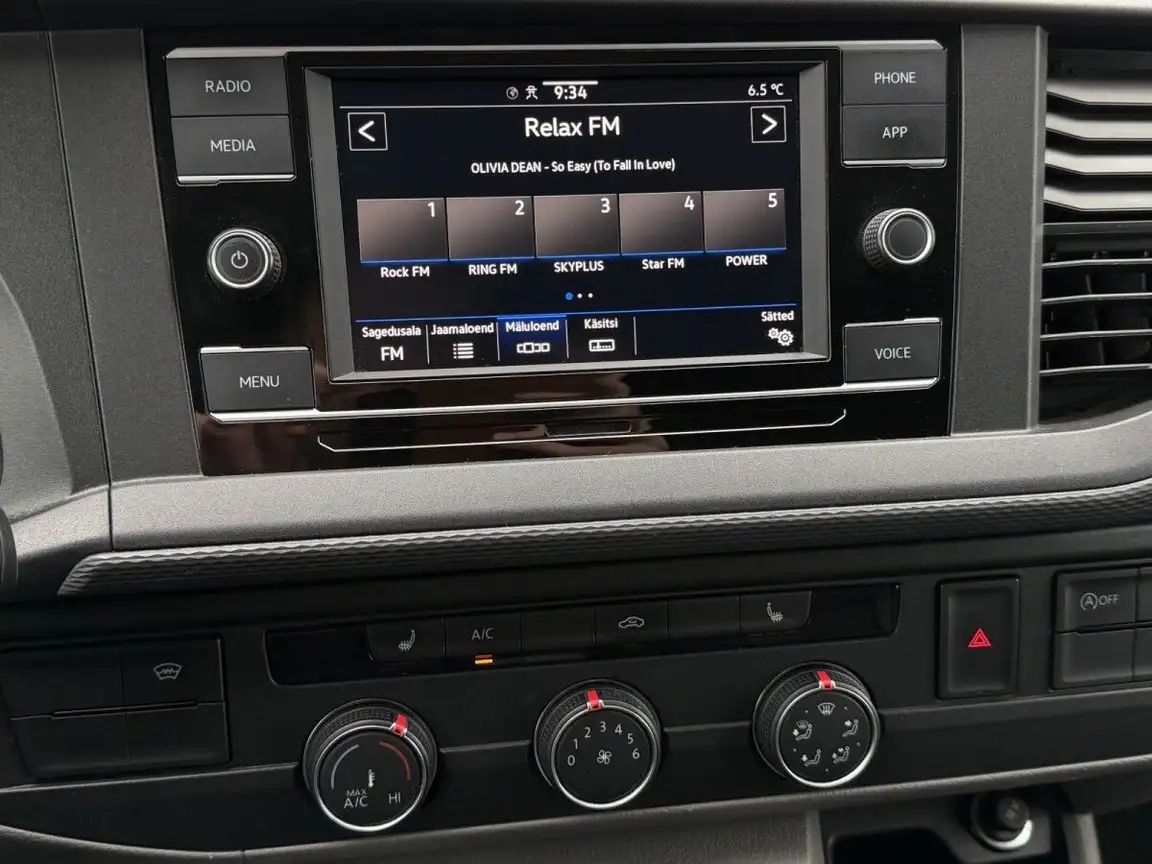 VOLKSWAGEN TRANSPORTER