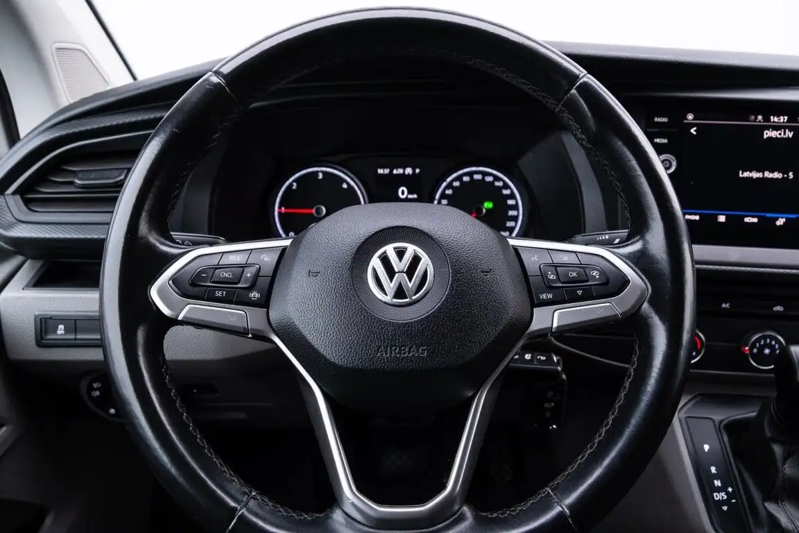 VOLKSWAGEN TRANSPORTER