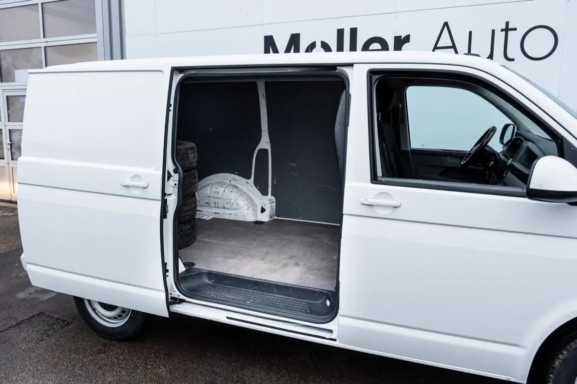 VOLKSWAGEN TRANSPORTER