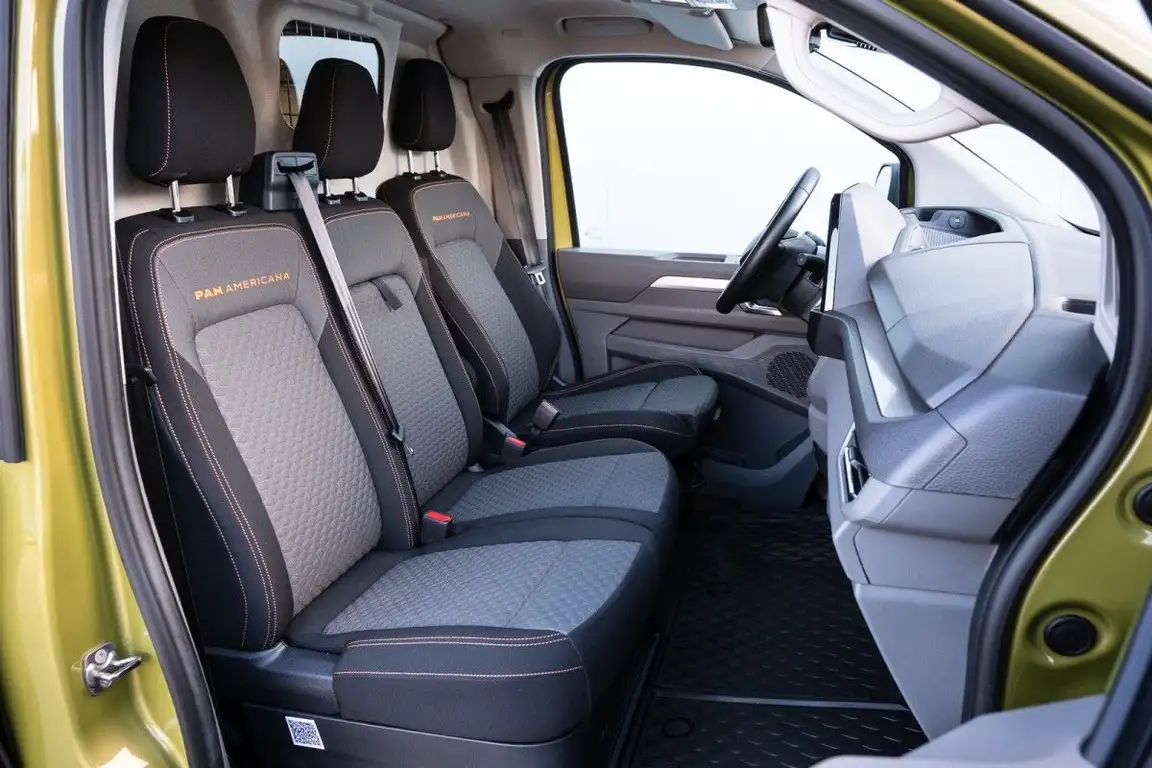 VOLKSWAGEN TRANSPORTER