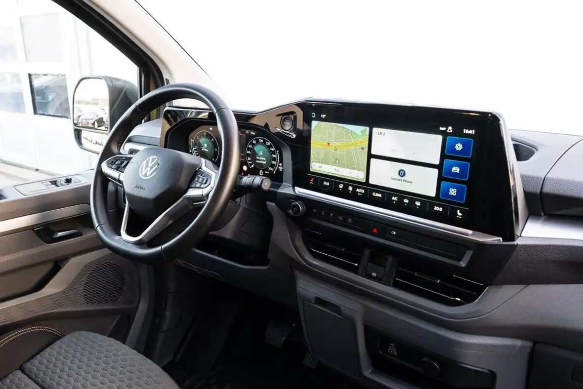 VOLKSWAGEN TRANSPORTER