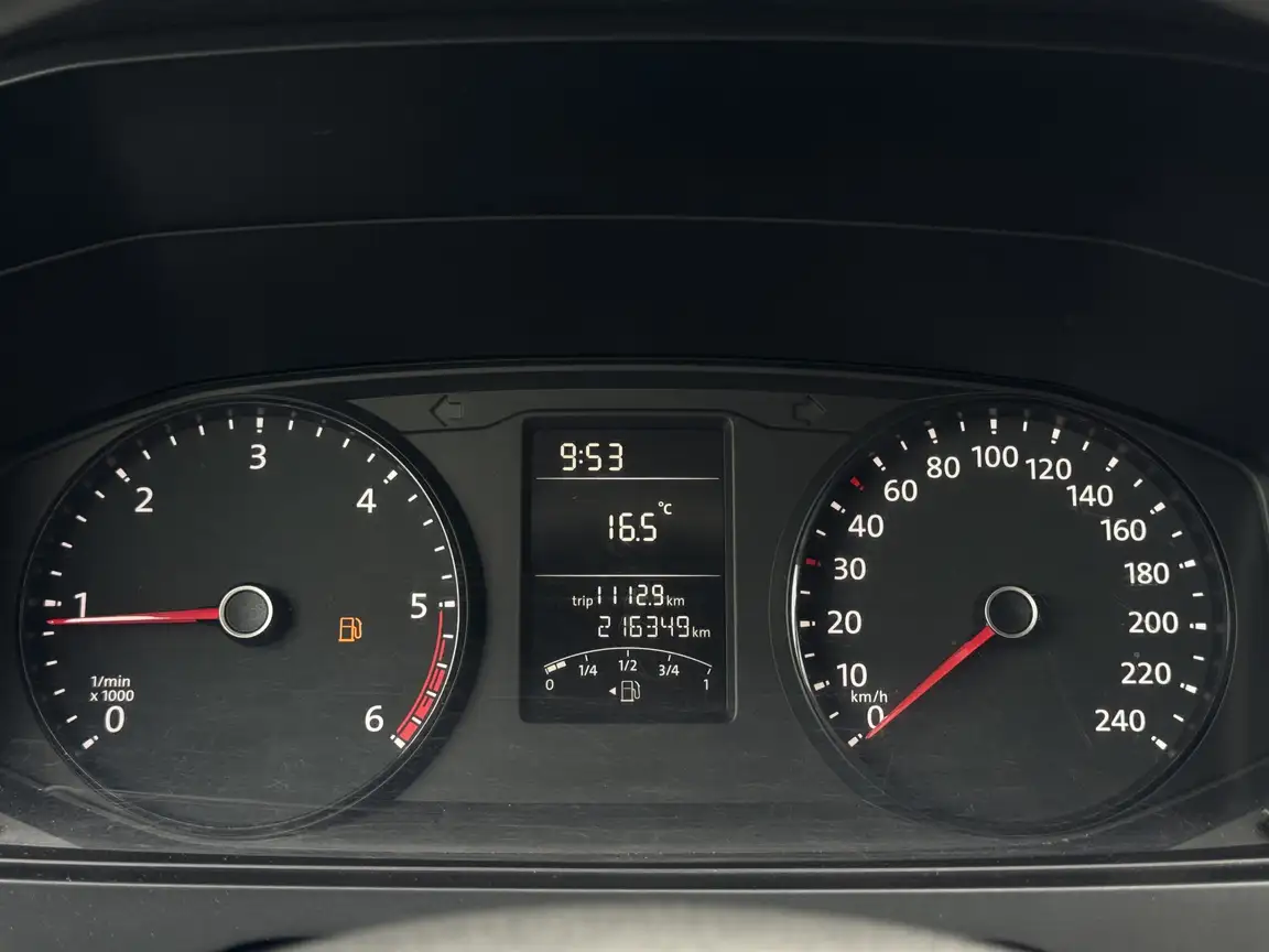 VOLKSWAGEN TRANSPORTER