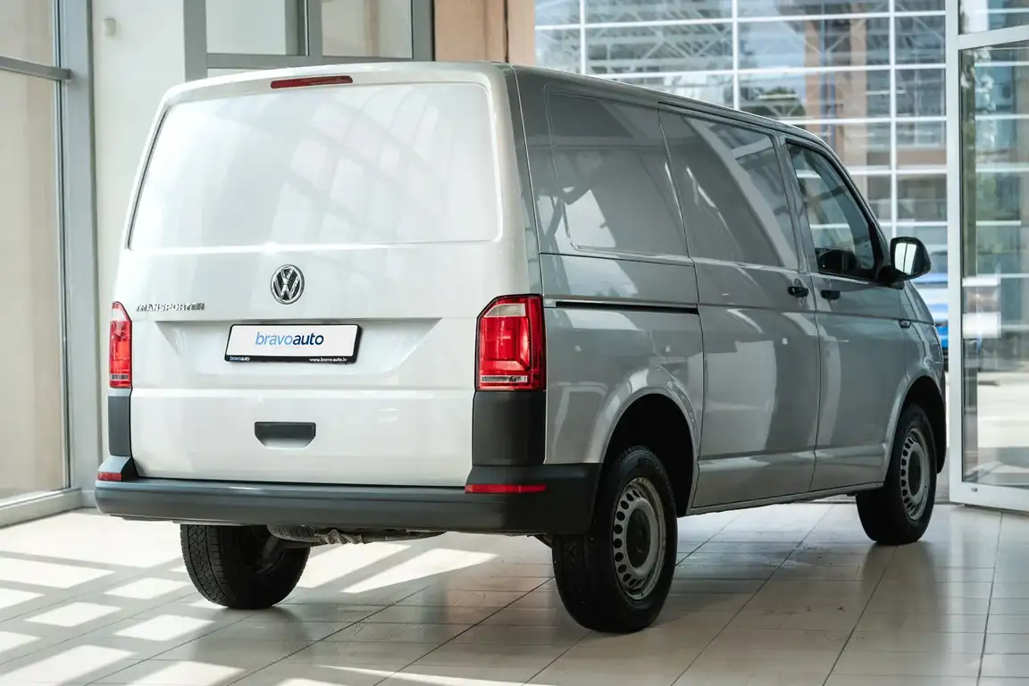 VOLKSWAGEN TRANSPORTER