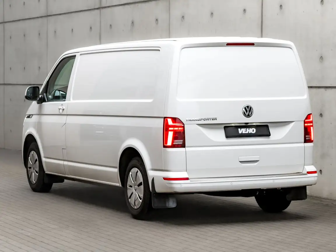 VOLKSWAGEN TRANSPORTER