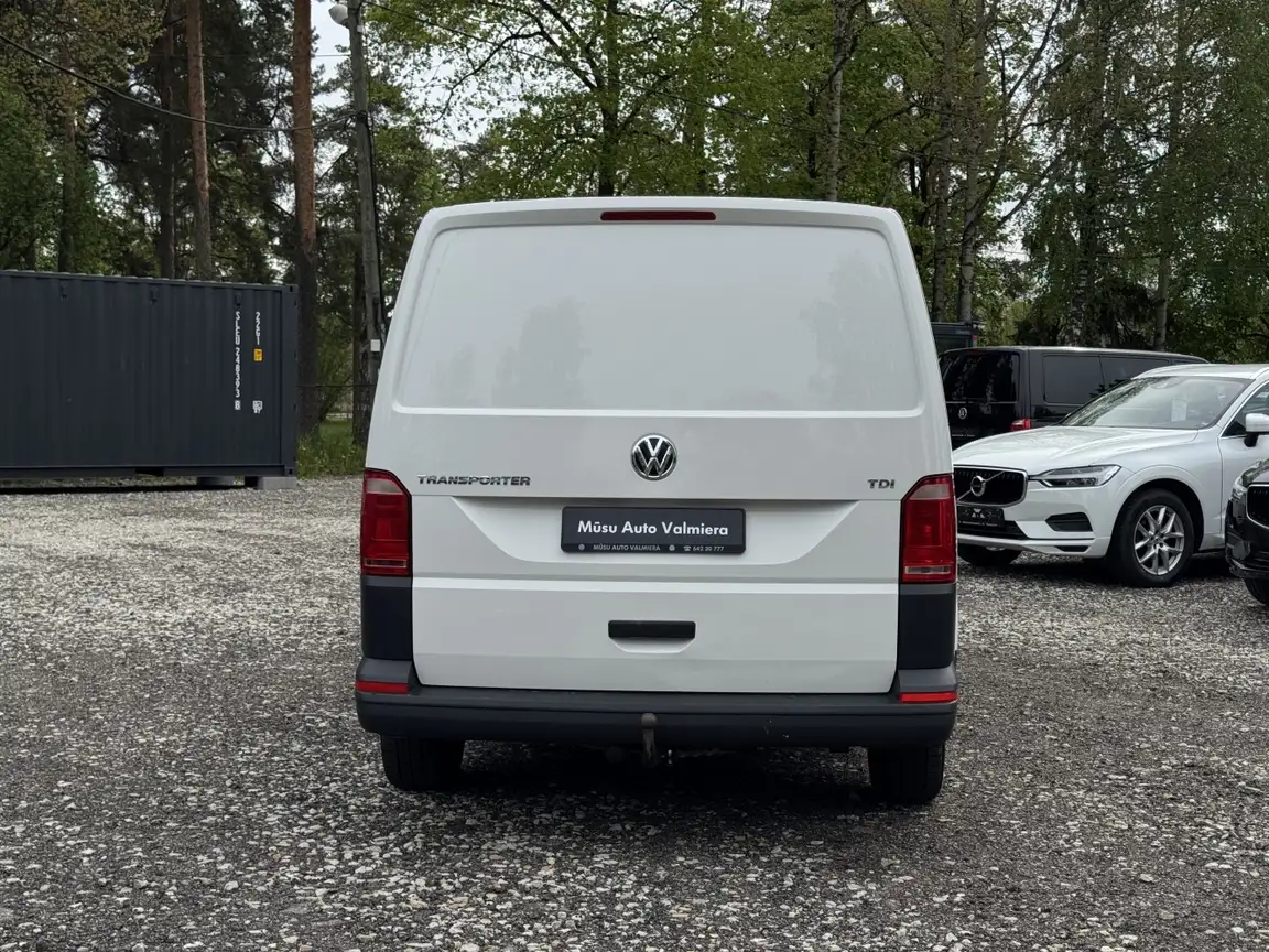 VOLKSWAGEN TRANSPORTER