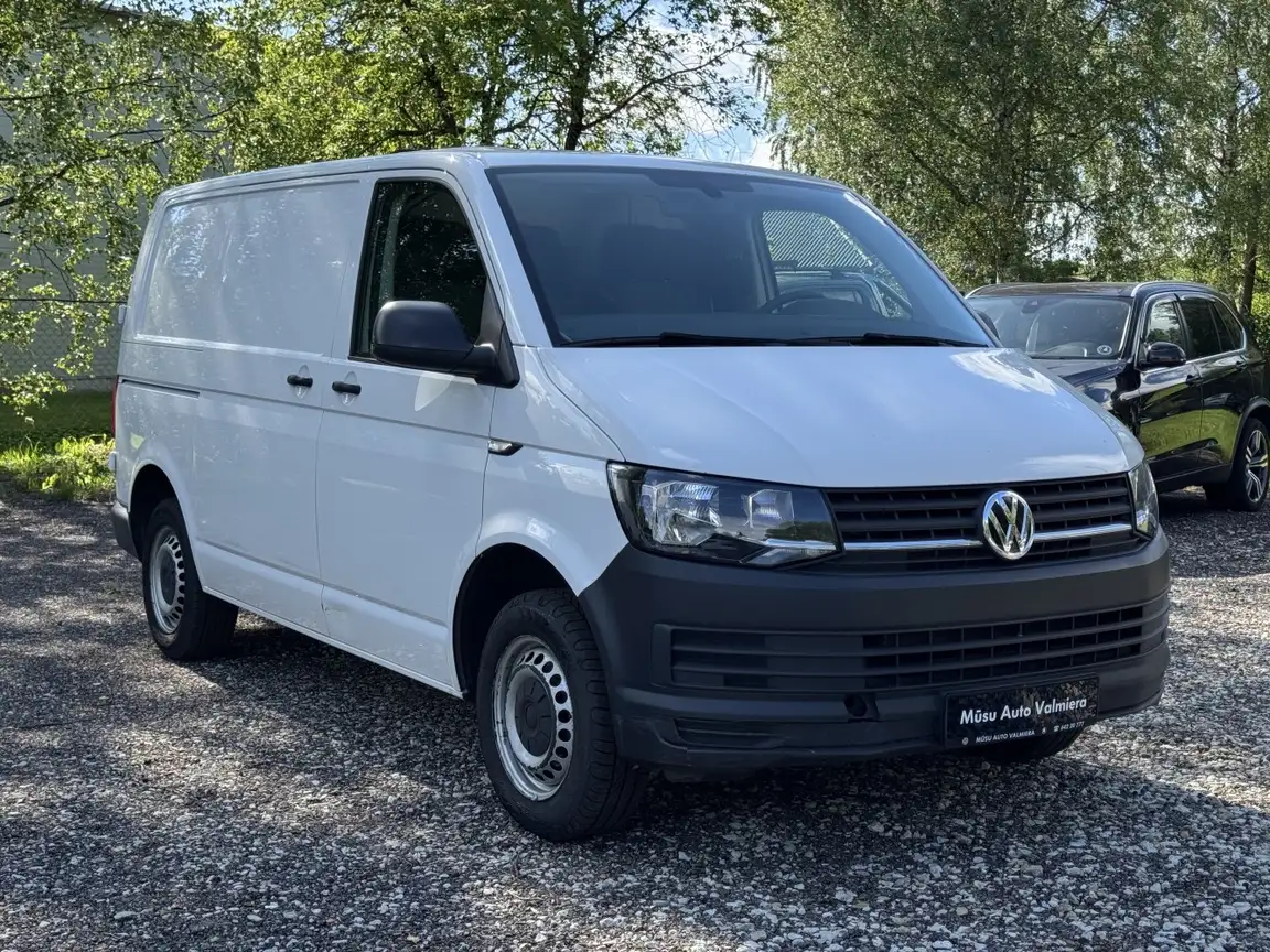 VOLKSWAGEN TRANSPORTER