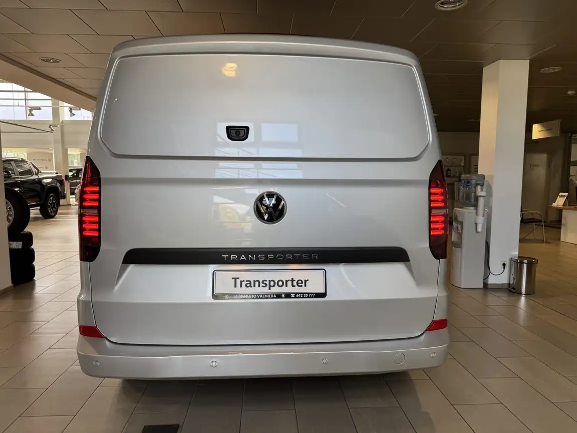 VOLKSWAGEN TRANSPORTER