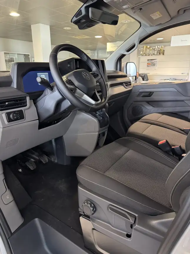 VOLKSWAGEN TRANSPORTER